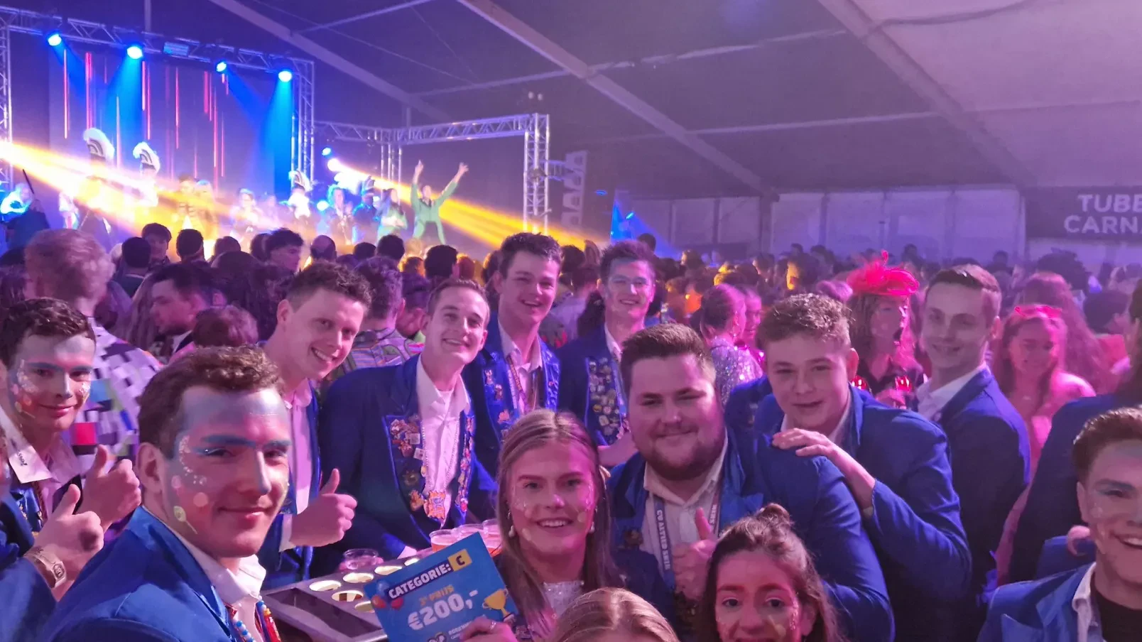 Altiéd Skík sluit Rosenmontag af met derde prijs loopgroepen