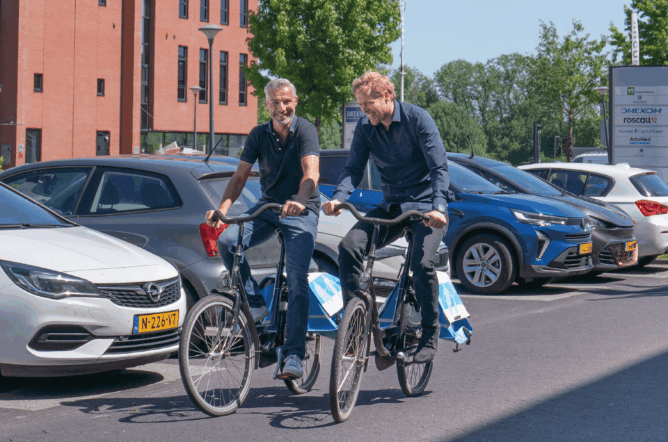 Hoe zet je een duurzaam mobiliteitsbeleid op papier? Hoe zorg je nou voor een (beter) parkeerbeleid? Of hoe laten we onze thuiszorgmedewerkers meer fietsen?