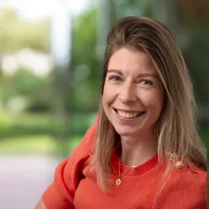 Martine  Bos