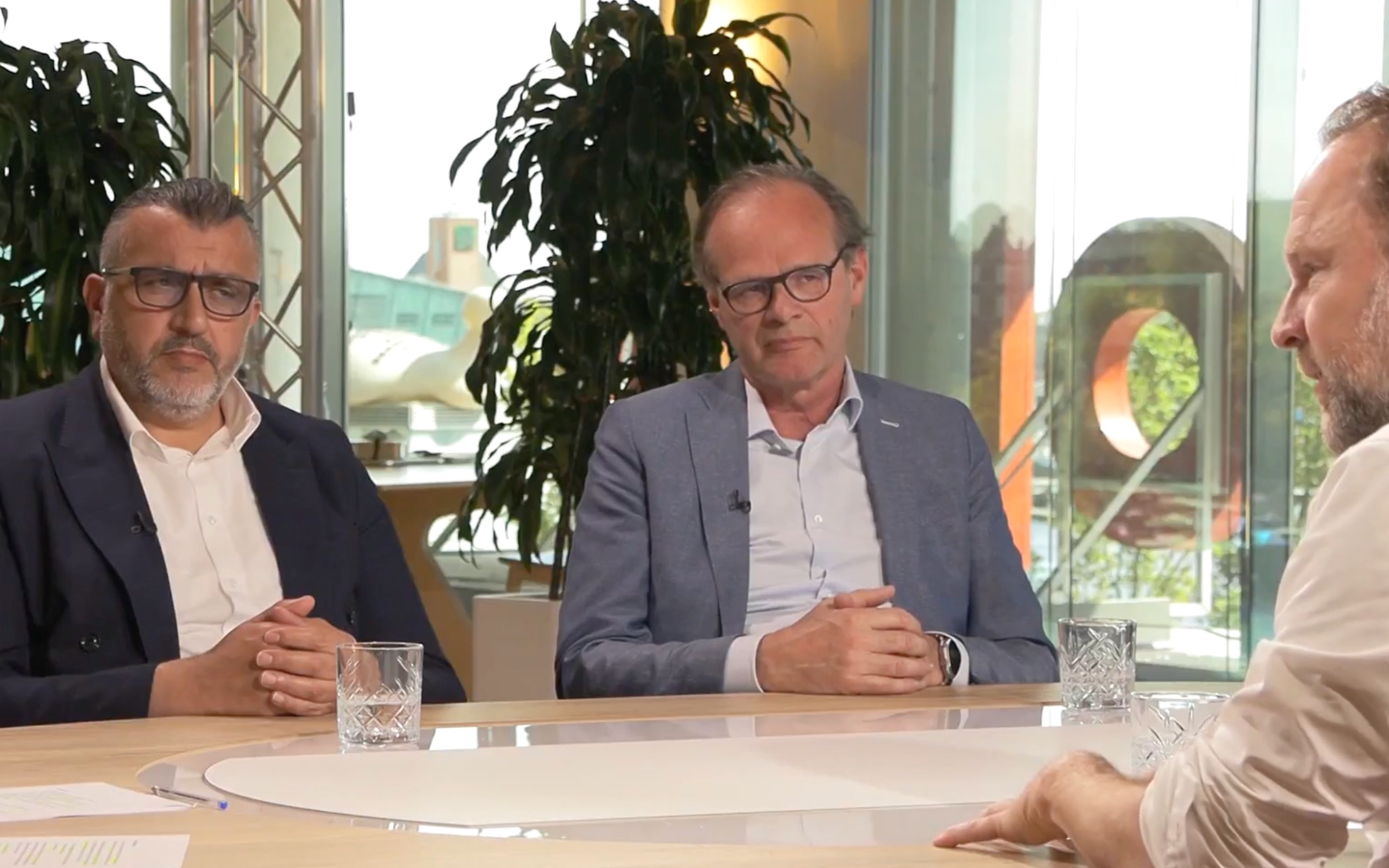 Ondernemersverenigingen in Amsterdam roepen op: samenwerking met de gemeente essentieel voor toekomst