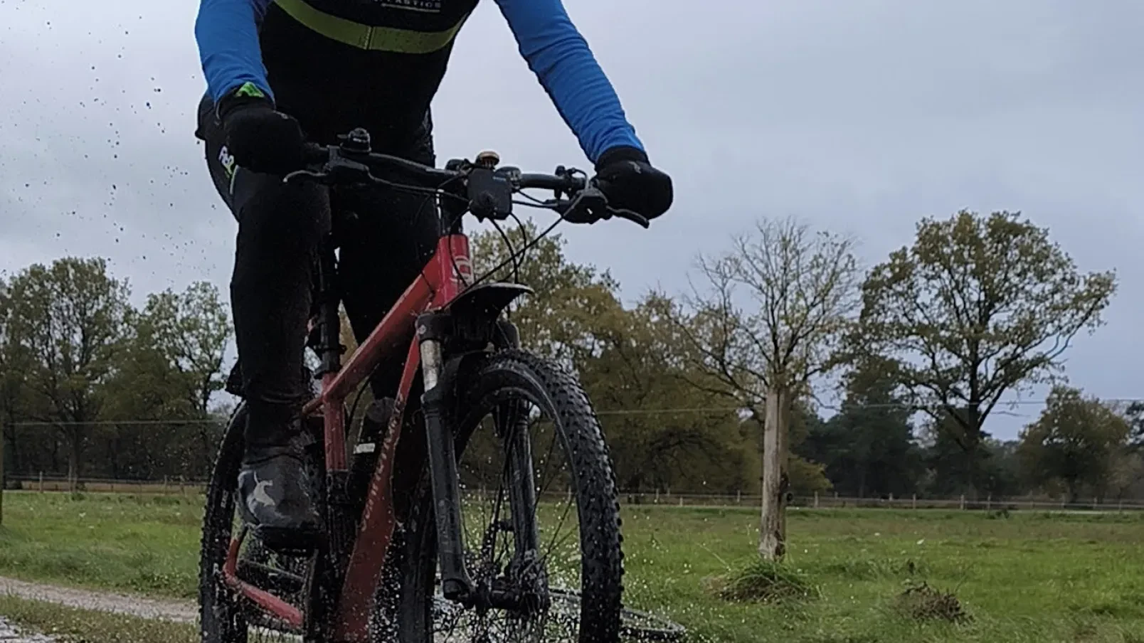 Welkoop Köttelpeer'n Classic gekenmerkt door natte omstandigheden