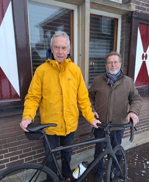 Met ‘Geschiedenis van de fiets- en wielersport in Denekamp’ presenteren Johan Grobbe en Jan Goossink een uniek boek.